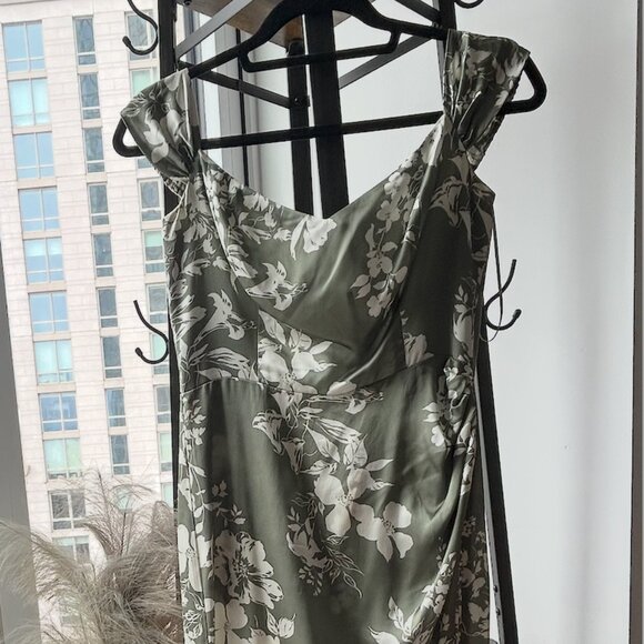Reformation midi silk dress - sage green and white floral - size 4 - Picture 6 of 7